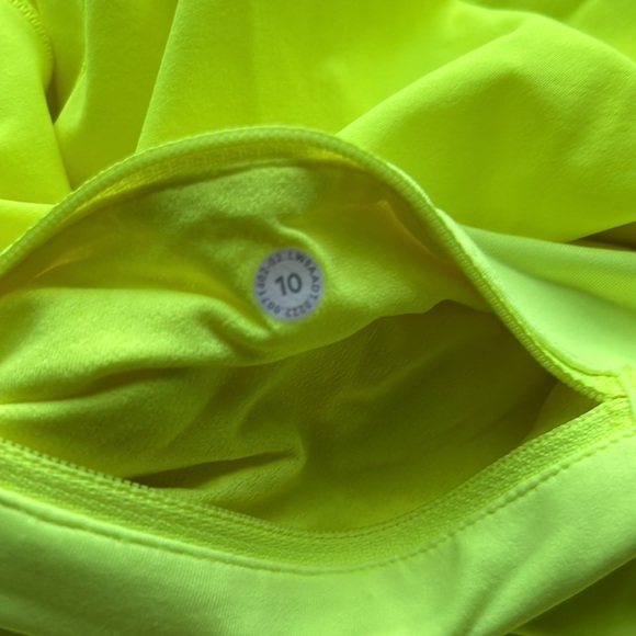 Lululemon Pace Rival Skirt- 10 Long. Highlight Yellow. Rarely worn - EUC - Picture 4 of 6